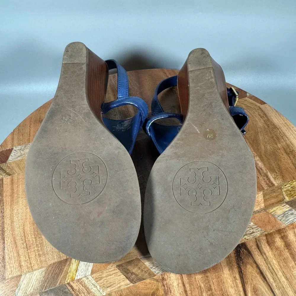 Tory Burch Miller Wedge Thong Sandals‎ Blue Leather Gold Logo Size 9M